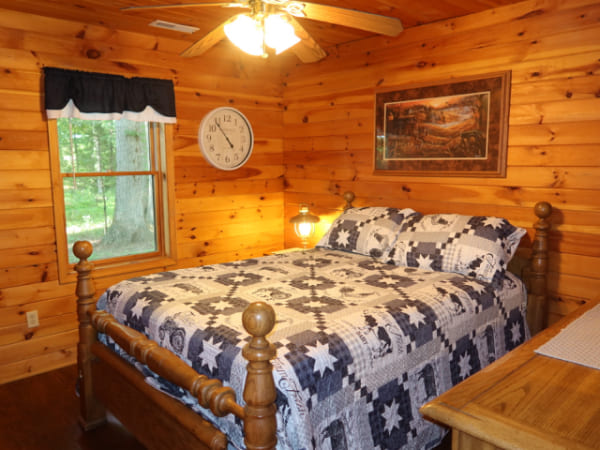 Comfortable Queen Size Bedroom